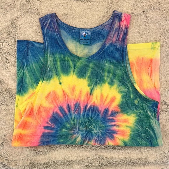 Tie Dye Small Tank Hand Made in Canada on the side of the highway to Tofino, BC - Picture 3 of 3